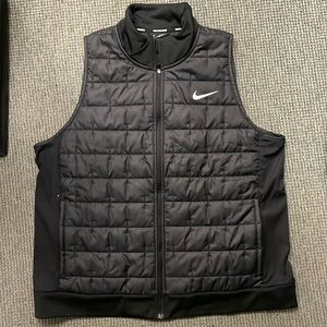 Nike Therma Fit Women’s running vest